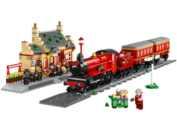 LEGO Harry Potter Hogwarts Express Train Set 76423 with Hogsmeade