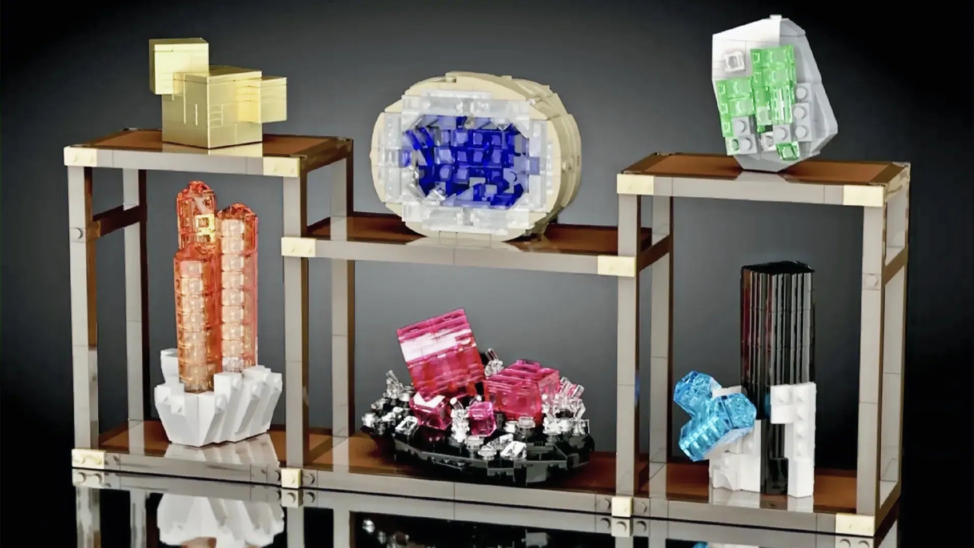 LEGO IDEAS 21362 Minerals Display Set with Crystals